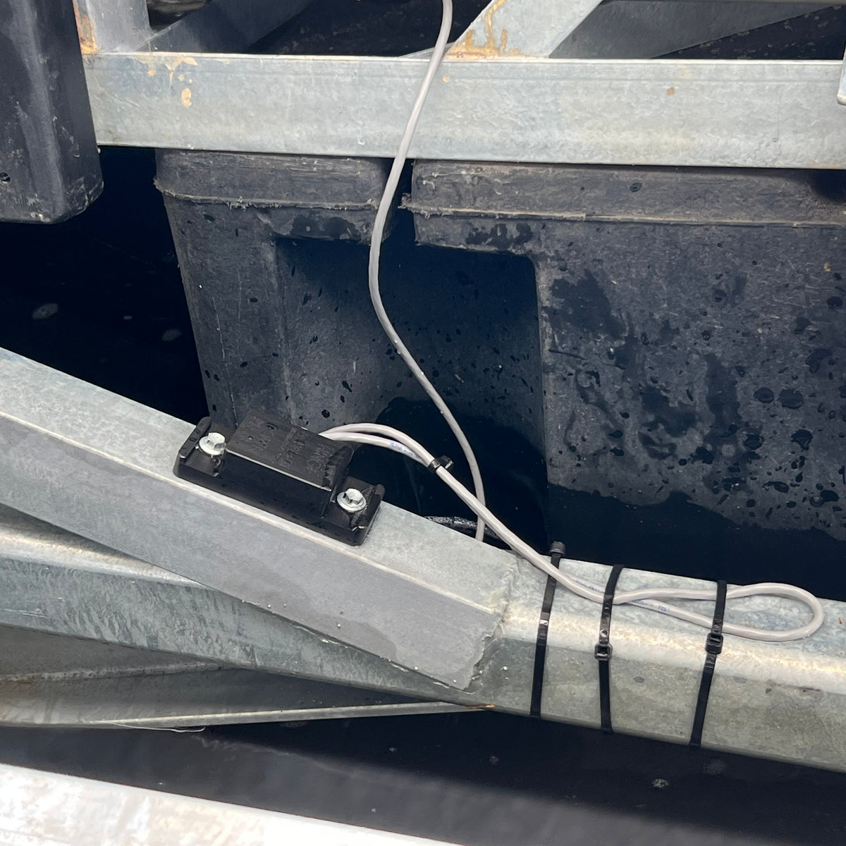 Tilt Sensor Assembly – Firstmate Controls